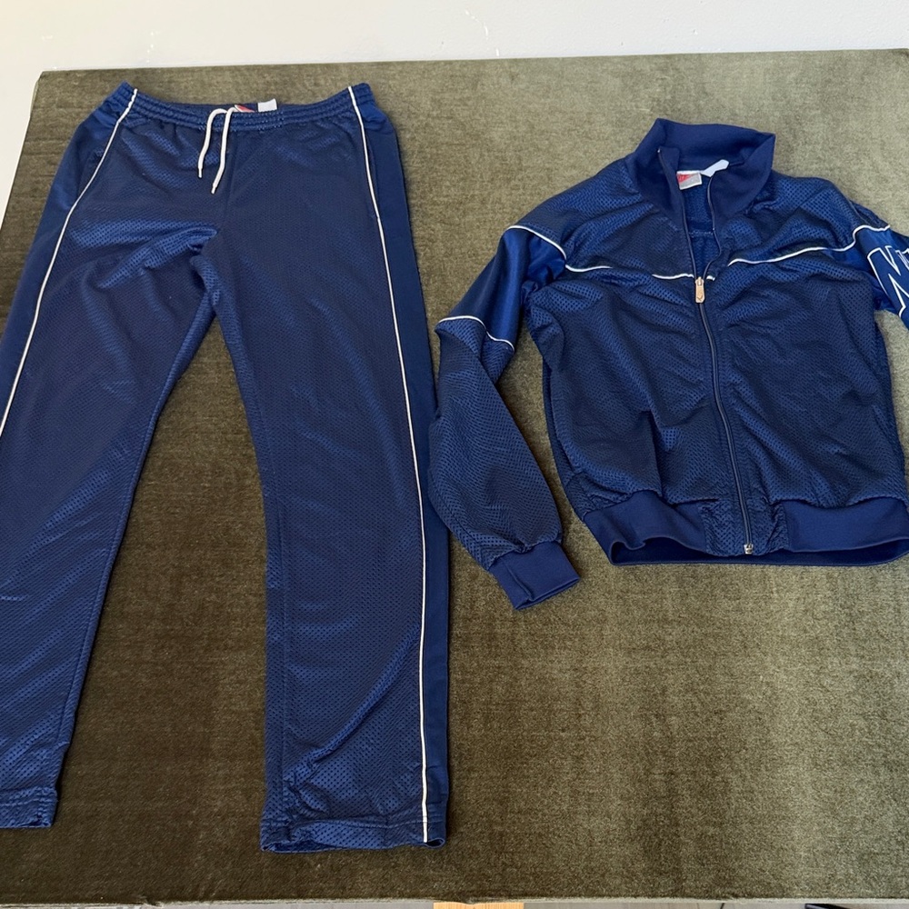 VNTG Nike Athletic mesh jacket & pant set